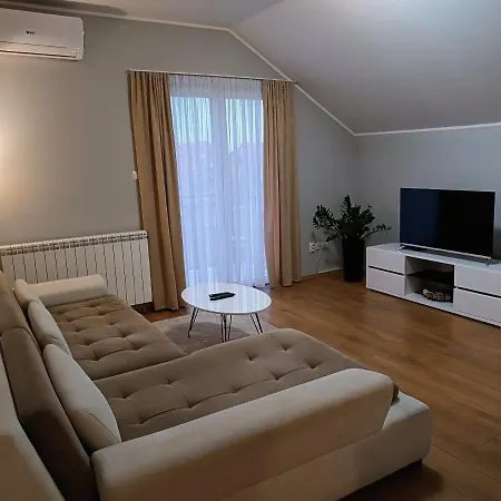 Apartment Mima Borca